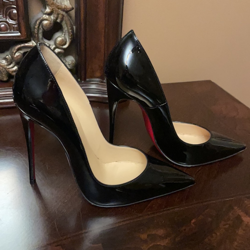 Christian Louboutin So Kate Patent Leather Pump
